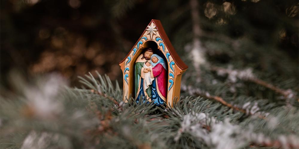 10 LDS Christmas Gifts for Those You Minister